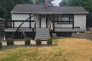 11335 Sunnyside Ave N, Seattle, WA 98133 - Photo 1