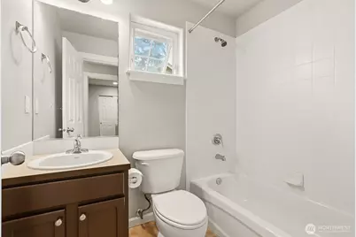 17520 12th Avenue NE #B, Shoreline, WA 98155 - Photo 19