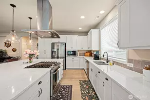 14707 179th Ave E, Bonney Lake, WA 98391 - Photo 17