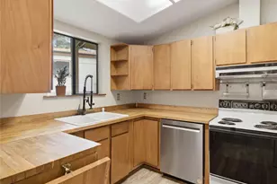 7836 Tanwax Dr SE, Olympia, WA 98513 - Photo 13