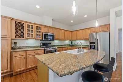 12018 Big Leaf Way NE, Redmond, WA 98053 - Photo 17