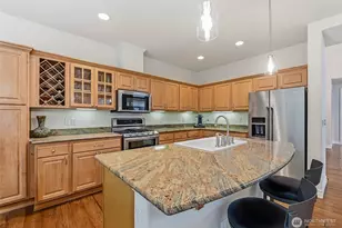 12018 Big Leaf Way NE, Redmond, WA 98053 - Photo 17