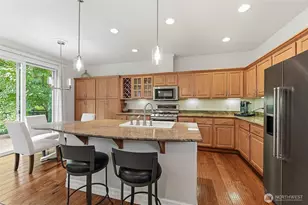 12018 Big Leaf Way NE, Redmond, WA 98053 - Photo 15