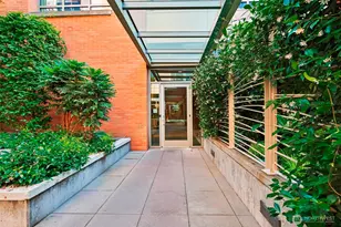 910 Lenora St, Seattle, WA 98121 - Photo 21
