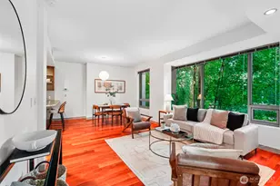 910 Lenora St, Seattle, WA 98121 - Photo 11