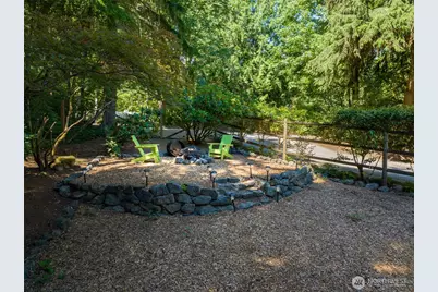 10095 NE Knight Road, Bainbridge Island, WA 98110 - Photo 25