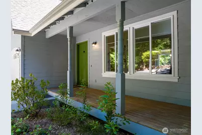 10095 NE Knight Road, Bainbridge Island, WA 98110 - Photo 3
