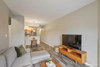 8745 Greenwood Avenue N #115, Seattle, WA 98103 - Photo 7