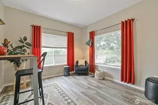 8745 Greenwood Ave N, Seattle, WA 98103 - Photo 21