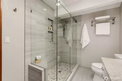 21016 NE 36th Street, Sammamish, WA 98074 - Photo 21