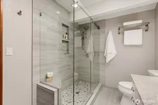 21016 NE 36th St, Sammamish, WA 98074 - Photo 21