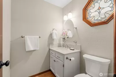 21016 NE 36th Street, Sammamish, WA 98074 - Photo 13