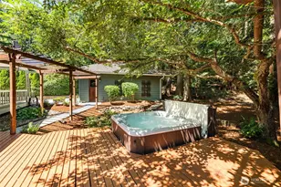 21016 NE 36th St, Sammamish, WA 98074 - Photo 23