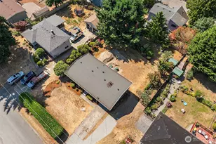 19411 136th Pl SE, Renton, WA 98058 - Photo 17