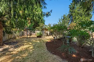 19411 136th Pl SE, Renton, WA 98058 - Photo 15