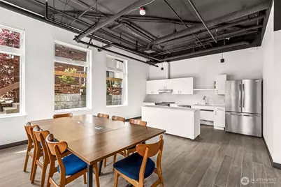 5819 Phinney Avenue N #505, Seattle, WA 98103 - Photo 15