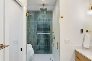 9549 Evanston Ave N, Seattle, WA 98103 - Photo 29