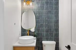 9549 Evanston Ave N, Seattle, WA 98103 - Photo 25