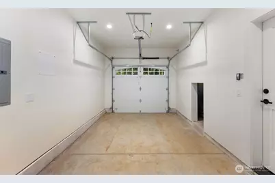 9549 Evanston Avenue N, Seattle, WA 98103 - Photo 39