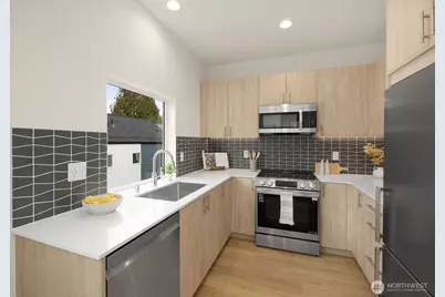 3920 B S Juneau Street, Seattle, WA 98118 - Photo 11