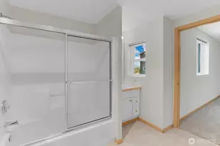 1318 37th St, Everett, WA 98201 - Photo 13