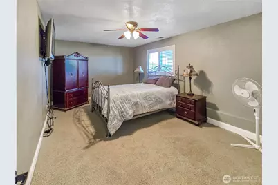 178 NW Captain Court, Oak Harbor, WA 98277 - Photo 33