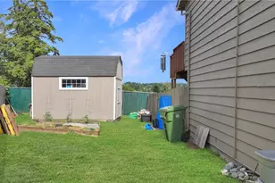 178 NW Captain Ct, Oak Harbor, WA 98277 - Photo 37