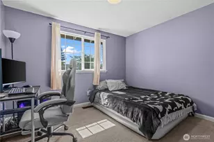 19320 Crescent Dr E, Spanaway, WA 98387 - Photo 15