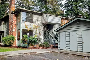 1627 NE 199th Pl, Shoreline, WA 98155 - Photo 1