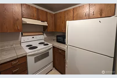 1627 NE 199th Place, Shoreline, WA 98155 - Photo 15