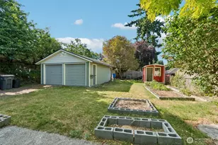 627 SW 106th St, Seattle, WA 98146 - Photo 21
