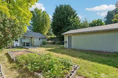 627 SW 106th Street, Seattle, WA 98146 - Photo 19