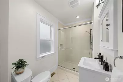 1509 4th Avenue W, Seattle, WA 98119 - Photo 15