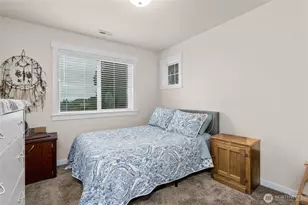 17813 77th St E, Bonney Lake, WA 98391 - Photo 27