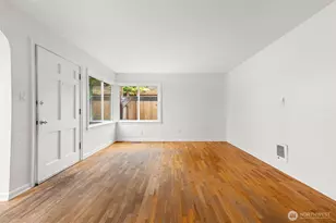 1510 N Tyler St, Tacoma, WA 98406 - Photo 7