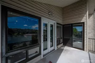 2636 22nd Ave W, Seattle, WA 98199 - Photo 25