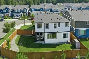 19130 129th St E, Bonney Lake, WA 98391 - Photo 35