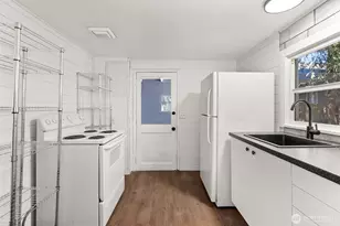 1814 Garfield Ave NW, Olympia, WA 98502 - Photo 9