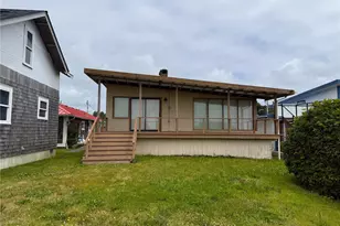 30 2nd St S, Pacific Beach, WA 98571 - Photo 5