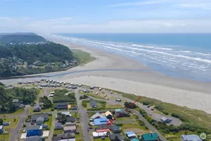 30 2nd St S, Pacific Beach, WA 98571 - Photo 29