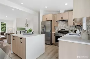 2330 171st Pl SE, Bothell, WA 98012 - Photo 3