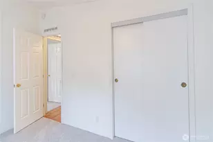 600 NE Saturn Ln, Bremerton, WA 98311 - Photo 15