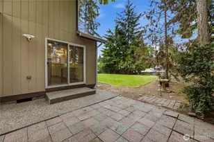 8208 Locust Ave E, Bonney Lake, WA 98391 - Photo 27