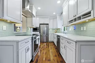 8208 Locust Ave E, Bonney Lake, WA 98391 - Photo 11
