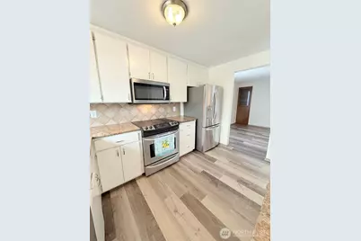 5010 84th Avenue W, University Place, WA 98467 - Photo 11