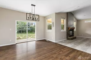 2749 SW Fairway Point Dr, Oak Harbor, WA 98277 - Photo 17
