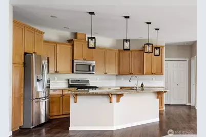 2749 SW Fairway Point Drive, Oak Harbor, WA 98277 - Photo 11