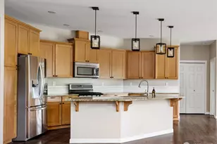 2749 SW Fairway Point Dr, Oak Harbor, WA 98277 - Photo 11
