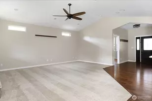2749 SW Fairway Point Dr, Oak Harbor, WA 98277 - Photo 9
