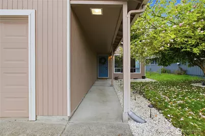 13033 31st Ave NE, Seattle, WA 98125 - Photo 3